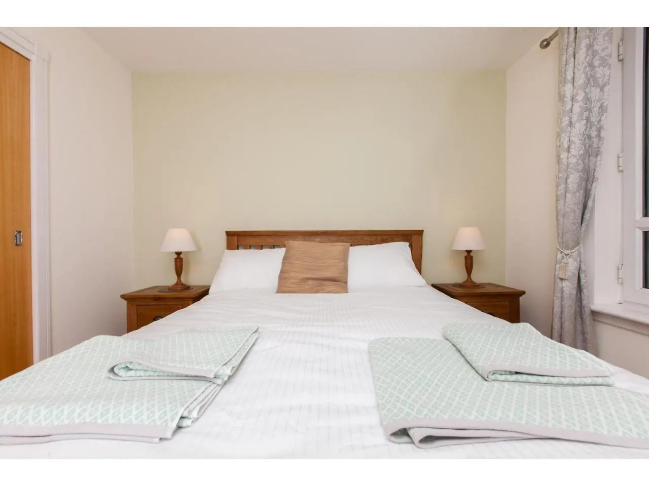 Spacious, central apartment Edimburgo