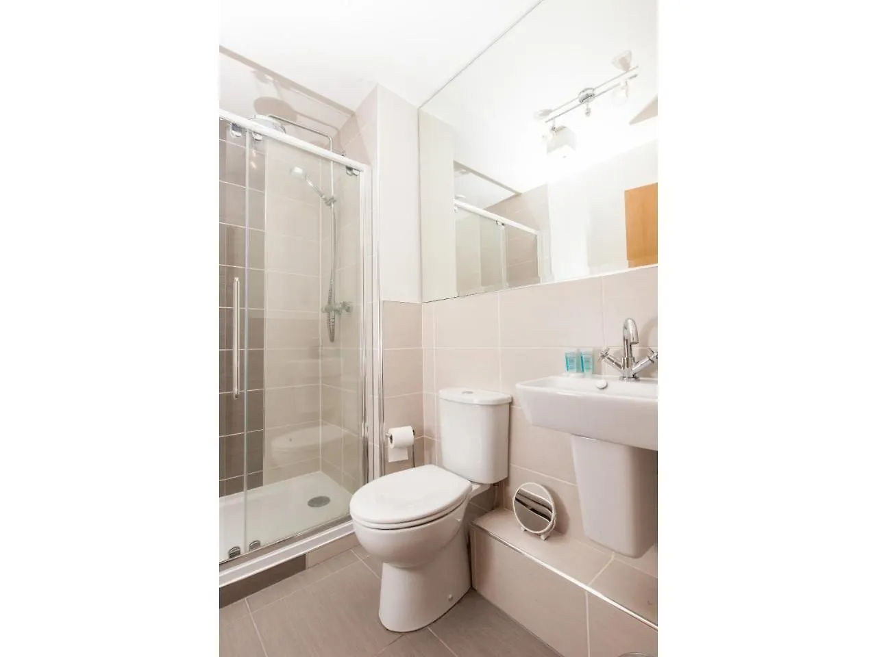 Spacious, central apartment Edimburgo